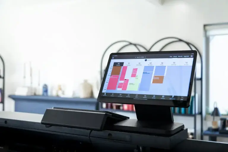 Narzędzia CRM jako klucz do sukcesu firmy w erze cyfrowej